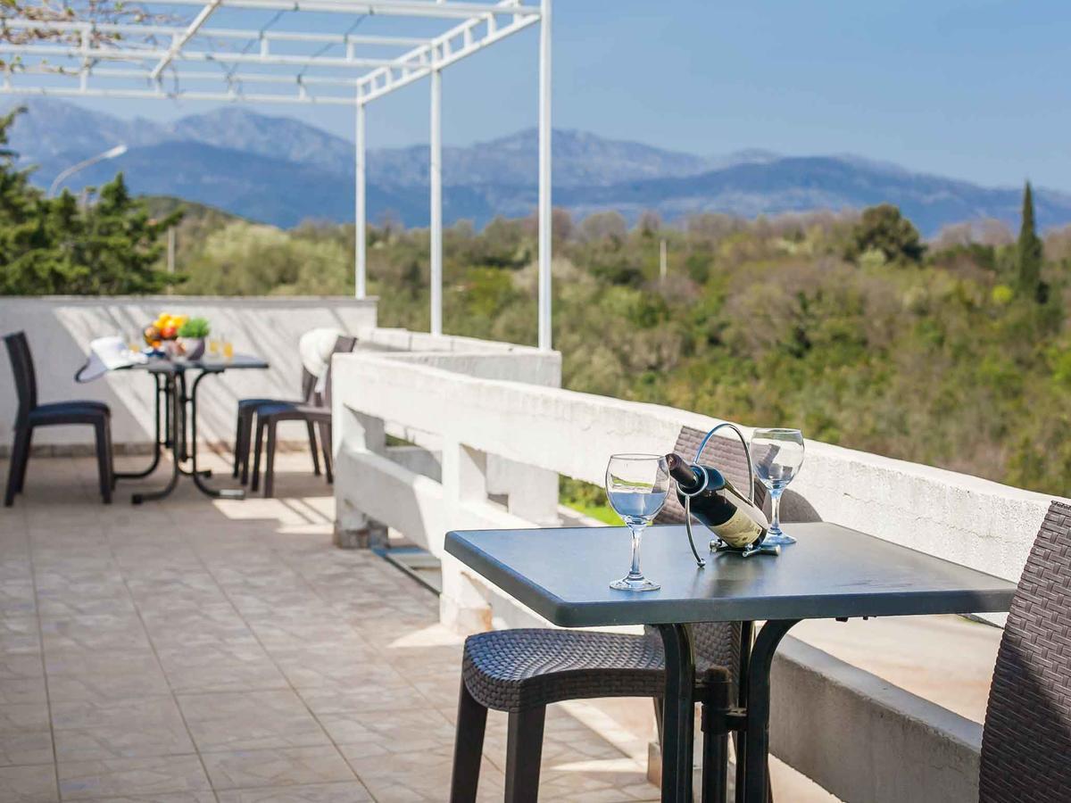 Maki Apartments - Plavi Horizonti Beach Tivat Ngoại thất bức ảnh